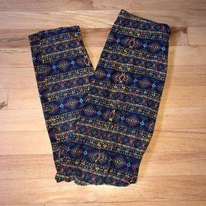 Women’s One Size Hot Kiss Pattern Fashion Leggings